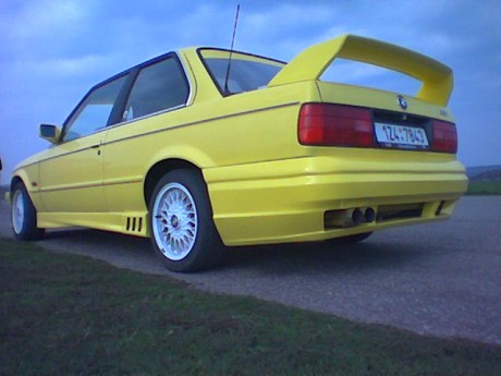 BMW E30 2,5i V6 24V (4)